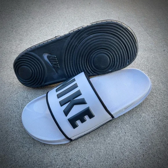 NIKE OFFCOURT SLIDE LIGHT WOLF COOL GREY BLACK OFF Nike Offcourt Adjust Slide Cool Grey Volt Men main image 2